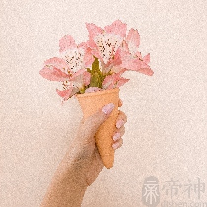 揭秘12生肖异地恋想分手的征兆！