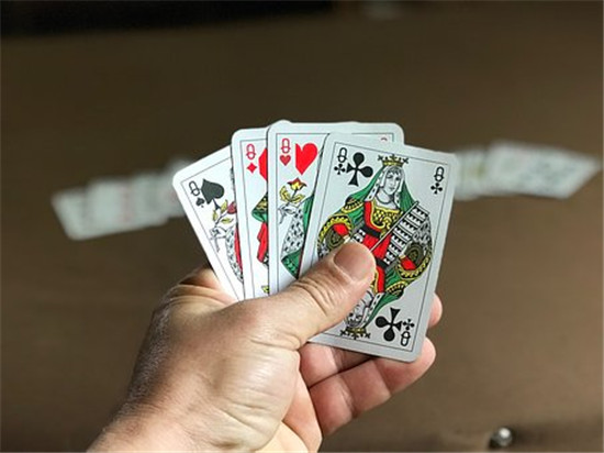 属马打牌坐哪个方位好