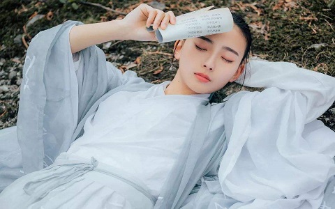 属马的配对宜忌，耿直易怒需以柔克刚