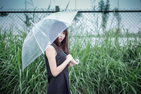 生肖羊女生什么时候最需要安慰