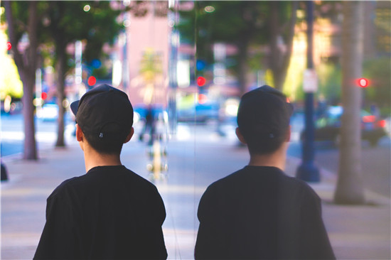 属羊男人有什么缺点
