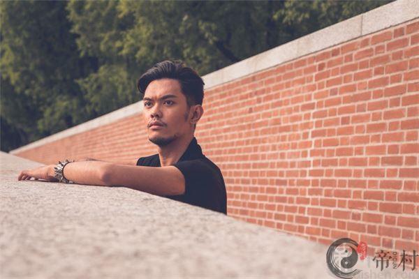 1998年到2020年是多少岁