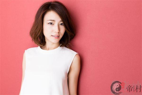 93女鸡和什么属相最配