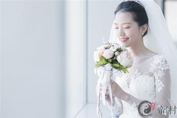 1969年女姻缘如何