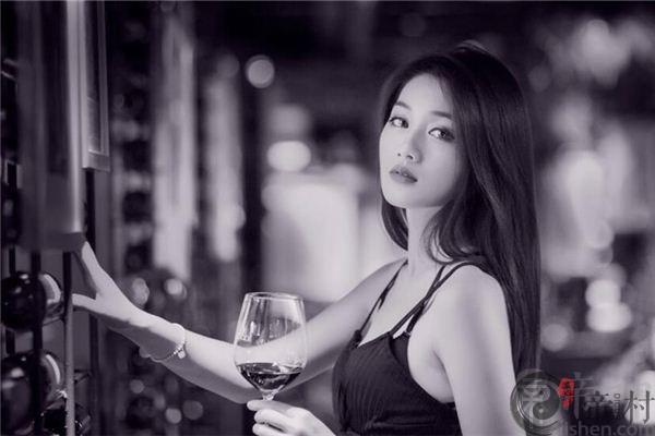 属鸡女和什么属相配