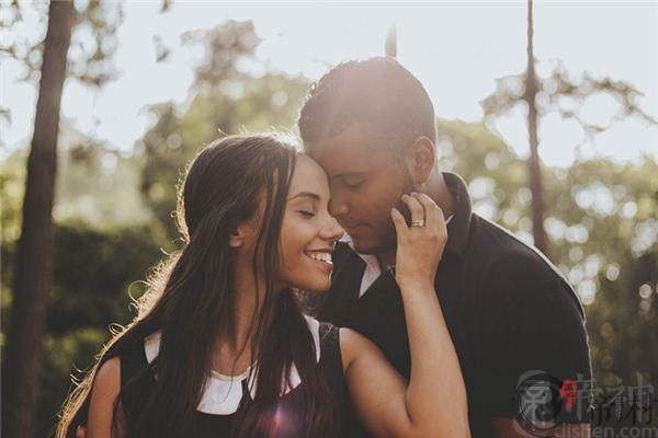 与鼠生肖六合的婚配