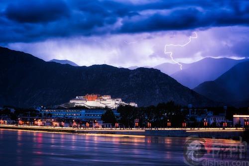 书房窗帘颜色怎么选？有什么讲究？
