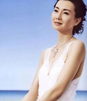 万般宠爱的女人面相