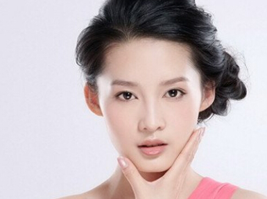 易有婚变的女人面相