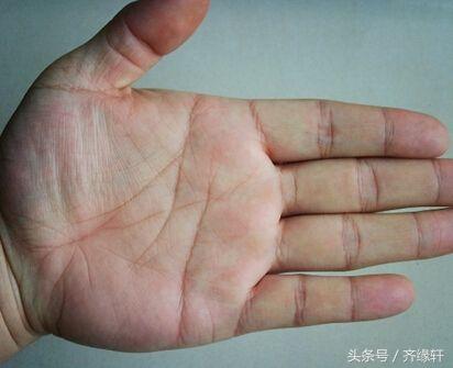 算命先生说这几种手相大富大贵，其中可能就有你？