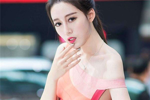 女人颧骨高有什么命运