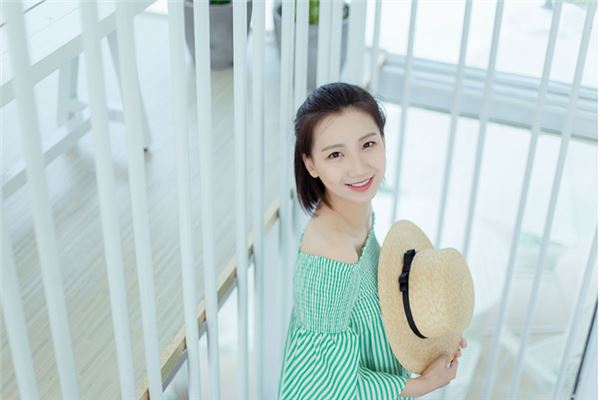 女孩右手掌心有痣有什么含义