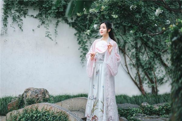 几月出生犯桃花