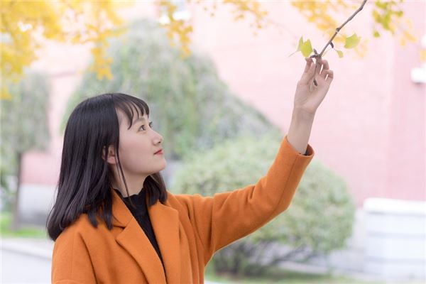 女人额头有旋不吉利